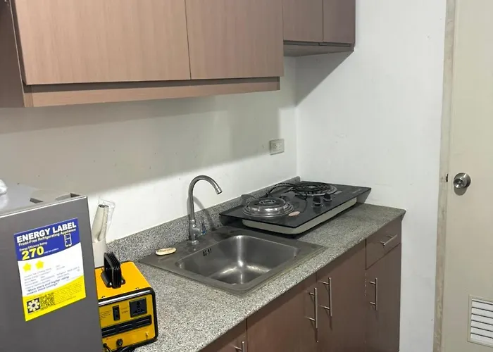 Fairview 1br *